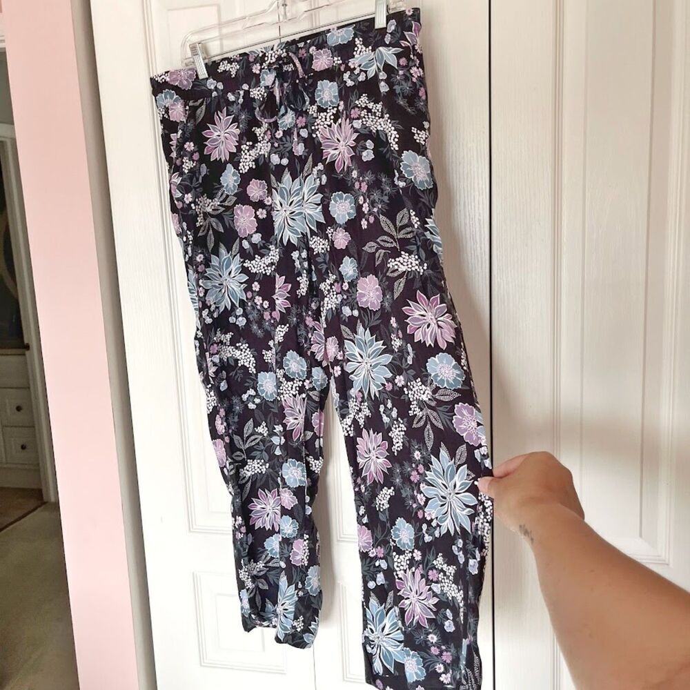 Ann Taylor LOFT Floral Lightweight Wide Leg Drawstring Pull On Multi Color Pants - Picture 4 of 10